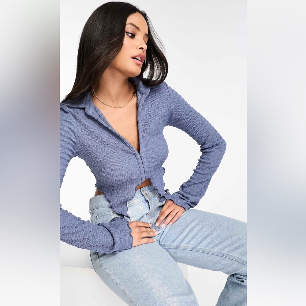 Bershka Textured Hankerchief Hem Shirt in Dusky Blue